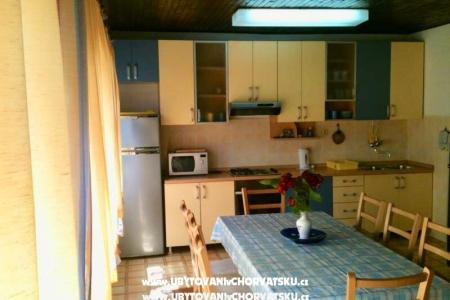 Apartmani Mrsic Podgora  foto 4