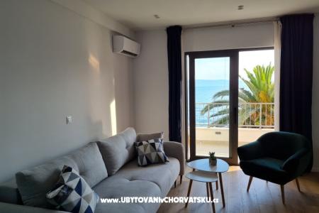 Beachfront Apartmani Sinajko foto 3