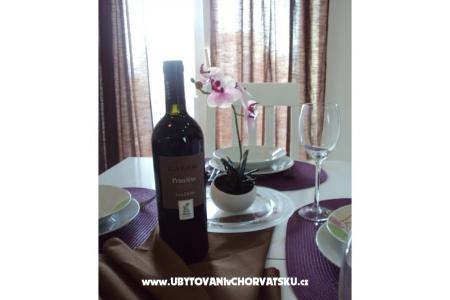 Apartman Kala, Podstrana foto 3