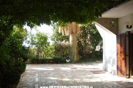 Apartmani Marija 2 foto 2