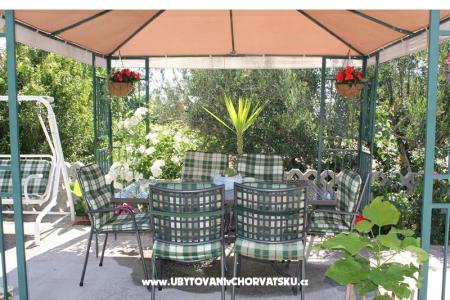 Apartmani SARA foto 3
