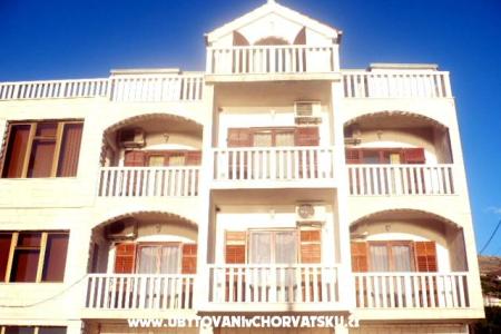 Apartmani Baki Podstrana Hrvatska