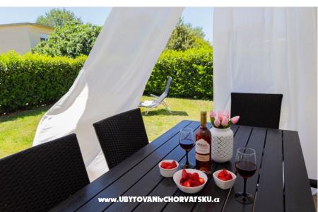 Apartman lux with garden foto 2