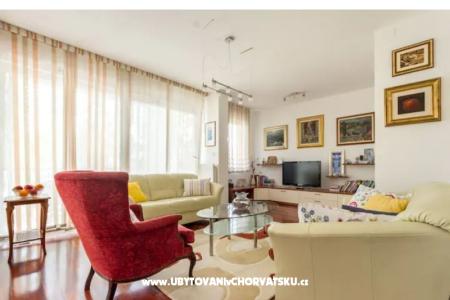 Apartmani Ada Podstrana Hrvatska