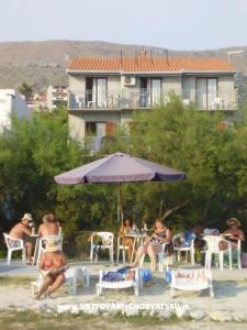 Beach Apartmani Toni Podstrana Hrvatska