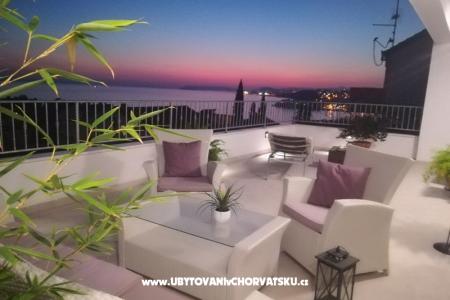 Holiday villa LUX Podstrana Hrvatska