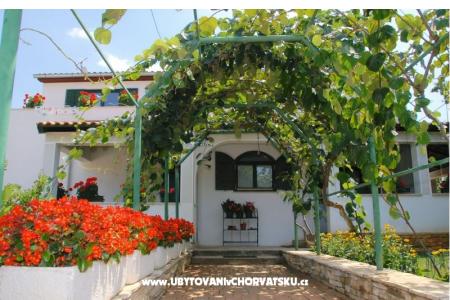 Apartmani Bauk foto 2