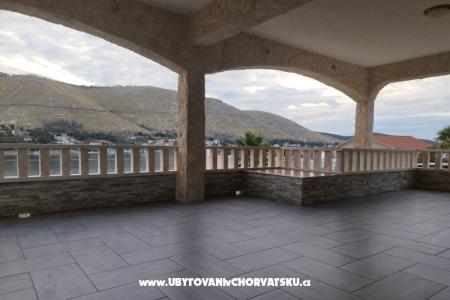 Apartmani ANTONIA foto 5