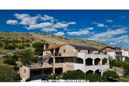 Apartmani  TOJO Primošten Hrvatska