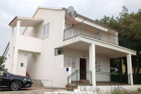 Apartmani vila Diana foto 2
