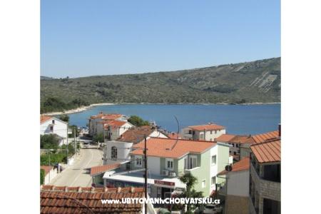 Zora Primošten Hrvatska