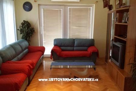 Apartmani Angelo sa bazenom foto 4
