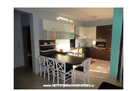 Apartmani Dora foto 5