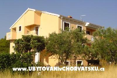 Apartmani Maslina foto 2