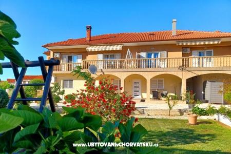 Apartmani Lantana Privlaka Hrvatska