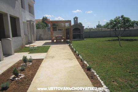 Apartmani Thunder foto 2