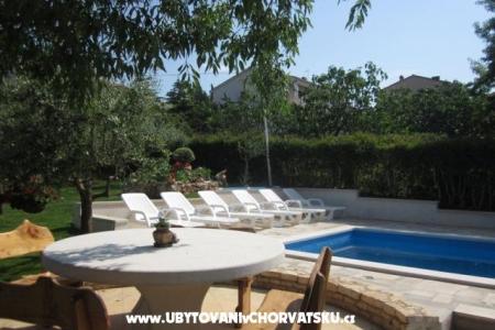 Apartman pool Slivar foto 3