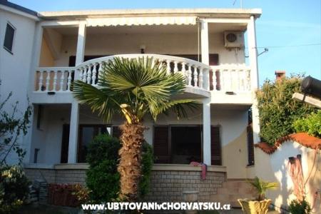 Apartmani Villa Dolores foto 4