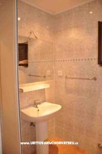 Apartmani Dumenčić foto 4