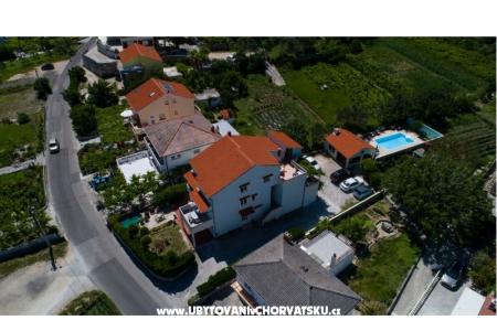 Apartmani Gvačić otok Rab Hrvatska