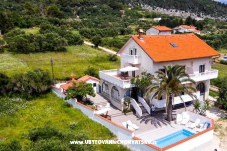 Apartmani Anny sa bazenom otok Rab Hrvatska