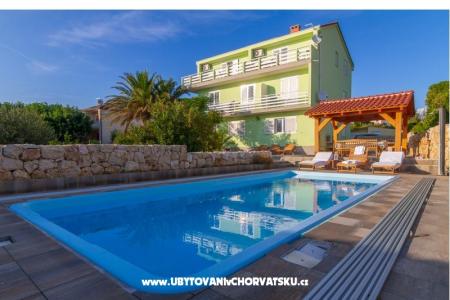 Apartmani Villa Seka pool &amp; sauna otok Rab Hrvatska