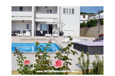 Villa Marija with Pool otok Rab Hrvatska