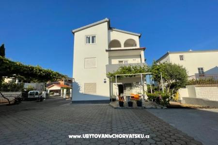Apartmani Antea foto 2