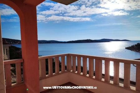 Kuća Magdalena Kanica Rogoznica Hrvatska