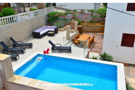 Apartmani Tereza Rogoznica Hrvatska