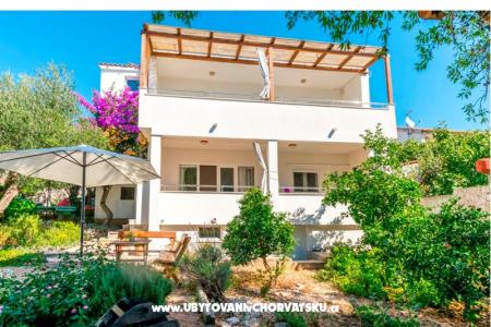 Apartmani Venci Rogoznica Hrvatska