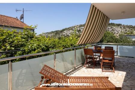 Apartmani Vido i Nada Rogoznica Hrvatska