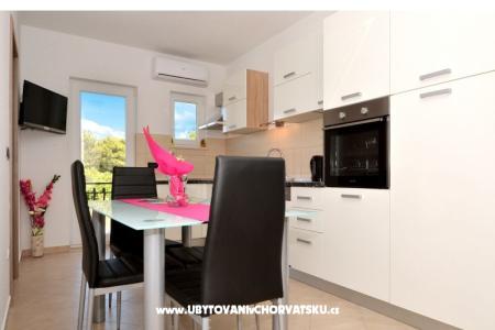 Apartmani Caleta foto 2