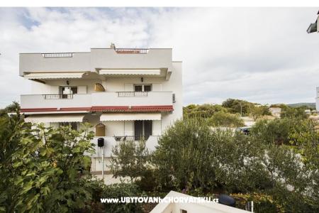 Apartmani Magnolia Radačić Rogoznica Hrvatska