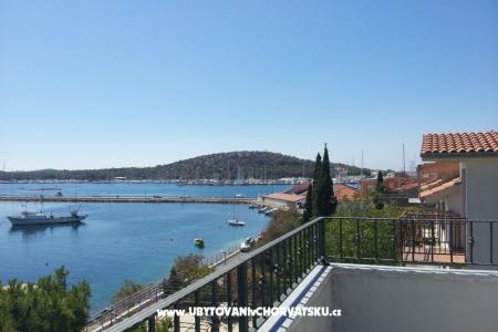 Beach house: Rogoznica apartman foto 5