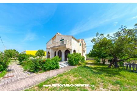 Apartman Petraa foto 2