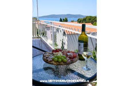 Apartmani Menđušić foto 3