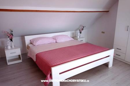 Kuća Ana Marija foto 2