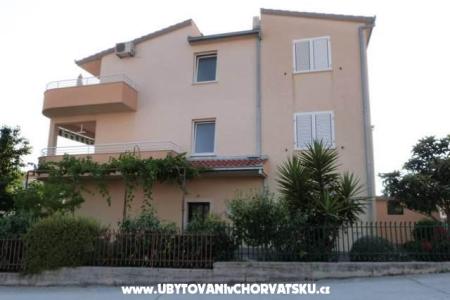Apartmani Villa  IVA foto 2
