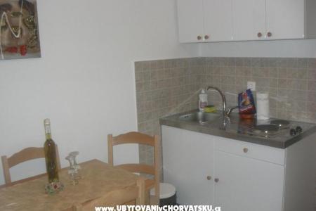 Apartmani Mare foto 3