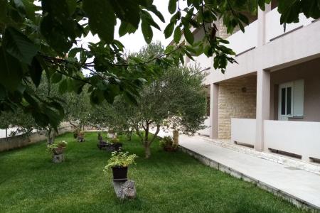 Apartmani Lara foto 2