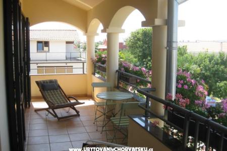 Apartmani Mirakul foto 4
