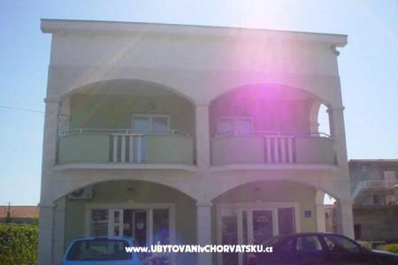 Apartmani Oliva foto 2