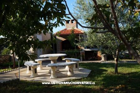 Apartmani Tustica foto 4