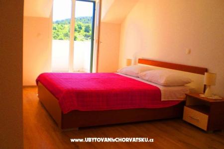 Apartmani i kuće Dolac foto 3