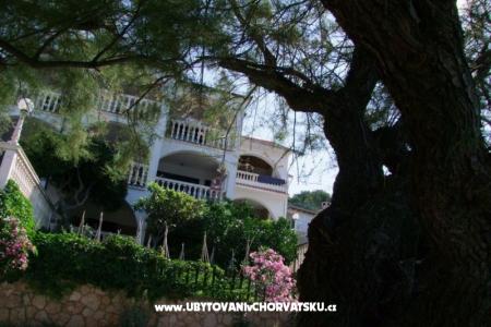 Apartmani Ive Tisno Hrvatska