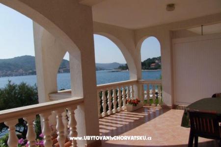 Apartmani Ive foto 2