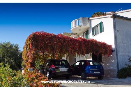 Apartman Jelena foto 3