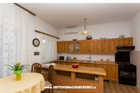 Apartman Jure foto 3