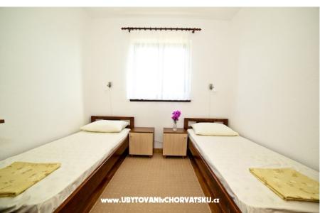 Apartmani Aniva foto 5